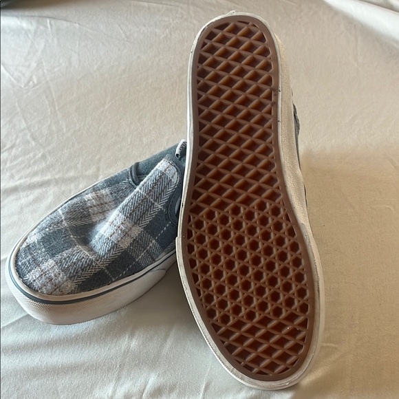 Plaid Slip-On Vans - Picture 4 of 6